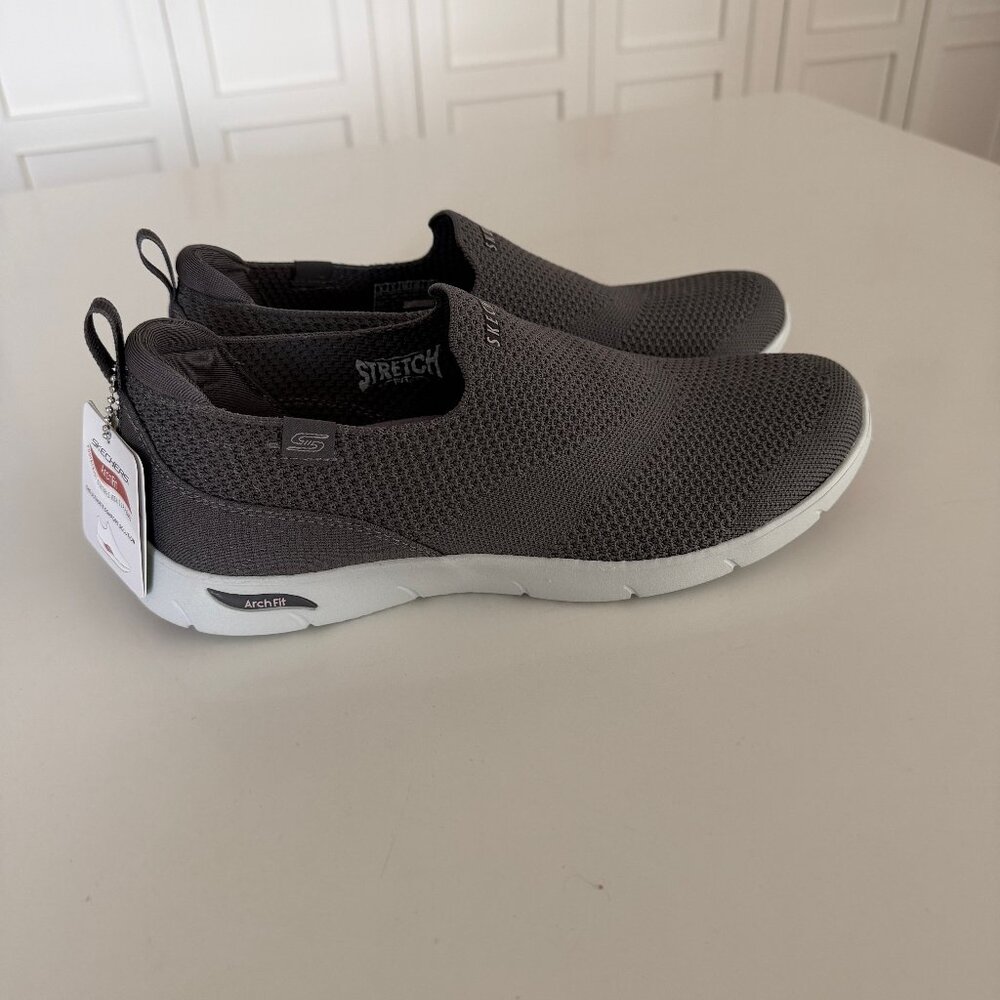 NEW Skechers Women's Arch Fit Refine - Iris Slip On Shoes Size 8 Charcoal - Picture 2 of 3